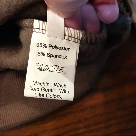 😐Emoji Face Hoodie - Picture 5 of 8